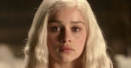 "Gra o tron": Emilia Clarke najbardziej pożądaną kobietą 2014