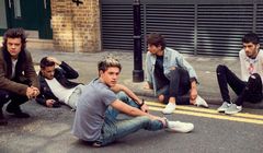 "Night Changes" z One Direction