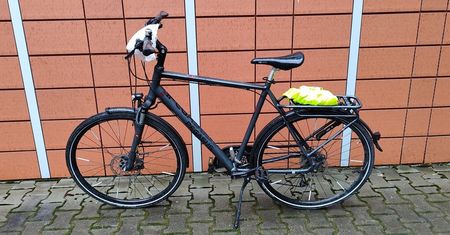 Rozpoznajesz go na zdjęciu? Policjanci poszukują właściciela znalezionego roweru