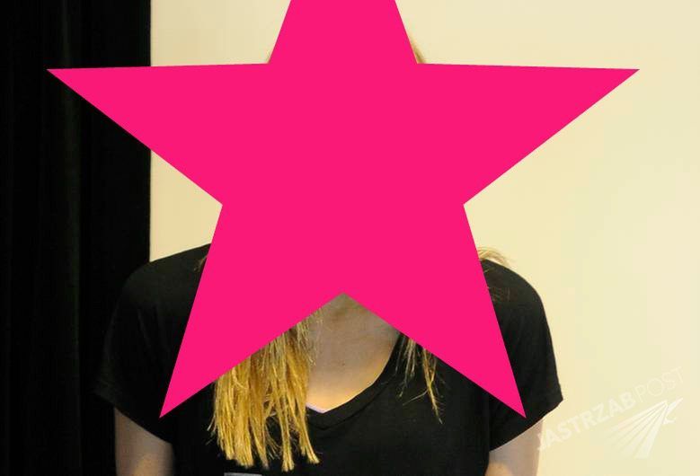 Natasza Urbańska w blond włosach na próbie do musicalu "Legalna Blondynka" [zdjęcia]