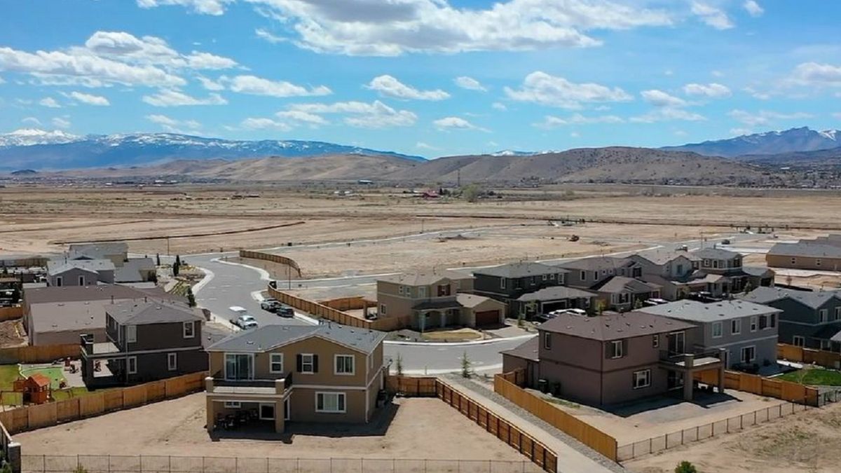 Kobieta kupiła przez przypadek całe osiedle.