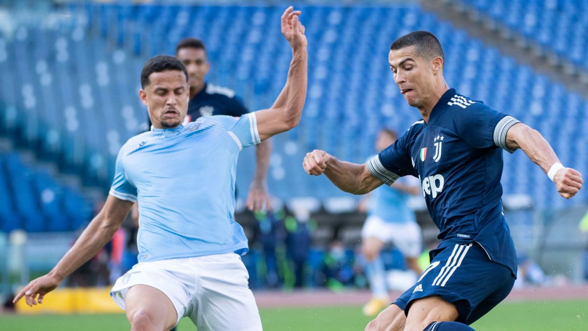 PAP/EPA / CLAUDIO PERI / Na zdjęciu: Luiz Felipe (z lewej) oraz Cristiano Ronaldo 