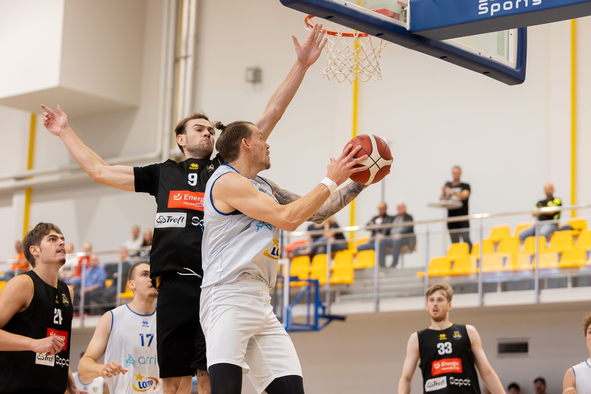 Twarde Pierniki - Trefl Sopot