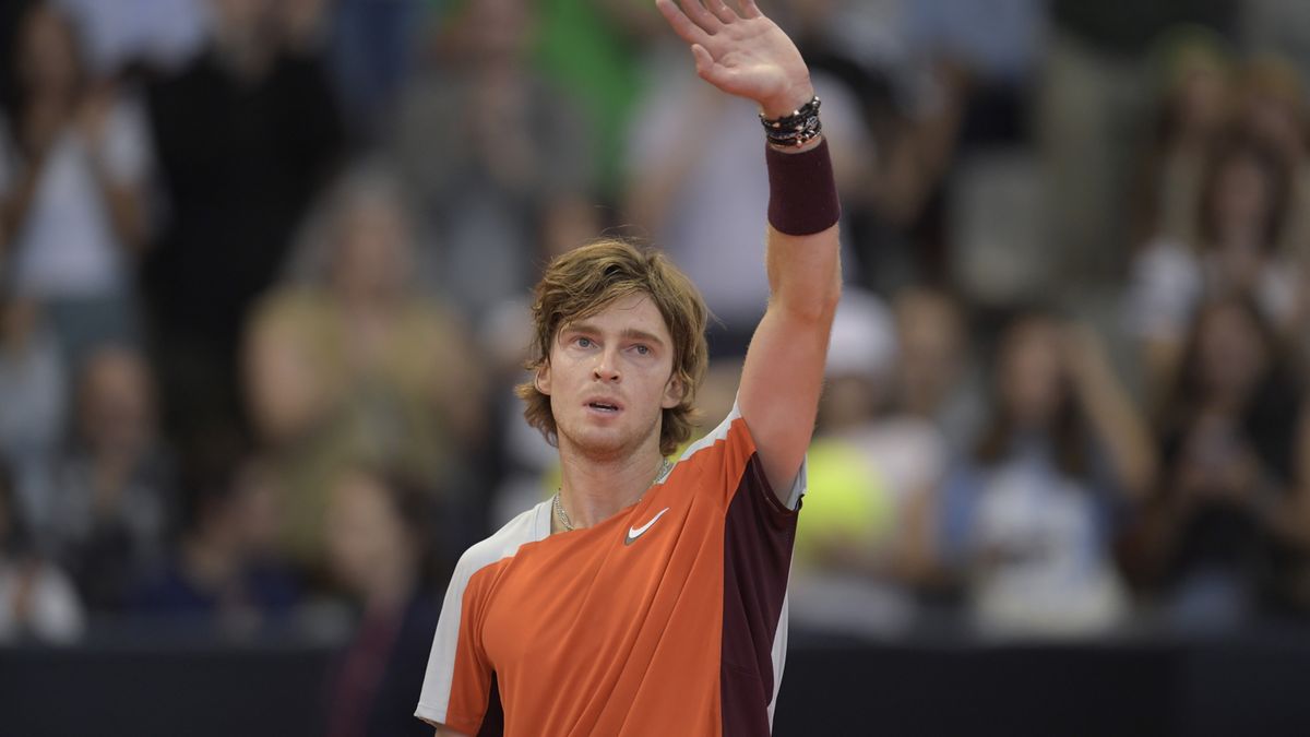 PAP/EPA / Eloy Alonso / Na zdjęciu: Andriej Rublow