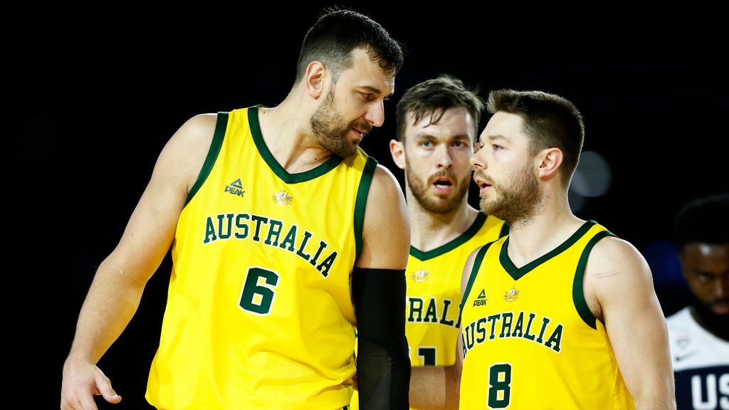 koszykarze reprezentacji Australii (Andrew Bogut pierwszy z lewej)