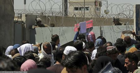 Kabul. Brytyjski minister: Zamach na lotnisku to kwestia godzin