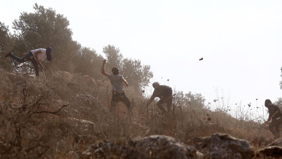 Izraelscy osadnicy zaatakowali Palestyńczyków. 15 osób rannych