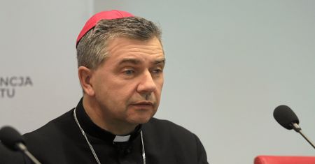 Katechezy wrócą do parafii? Bp Osial odpowiada: nie jest prawdą