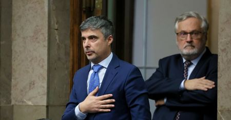 "Poseł z ferrari". To nowy wiceminister cyfryzacji?
