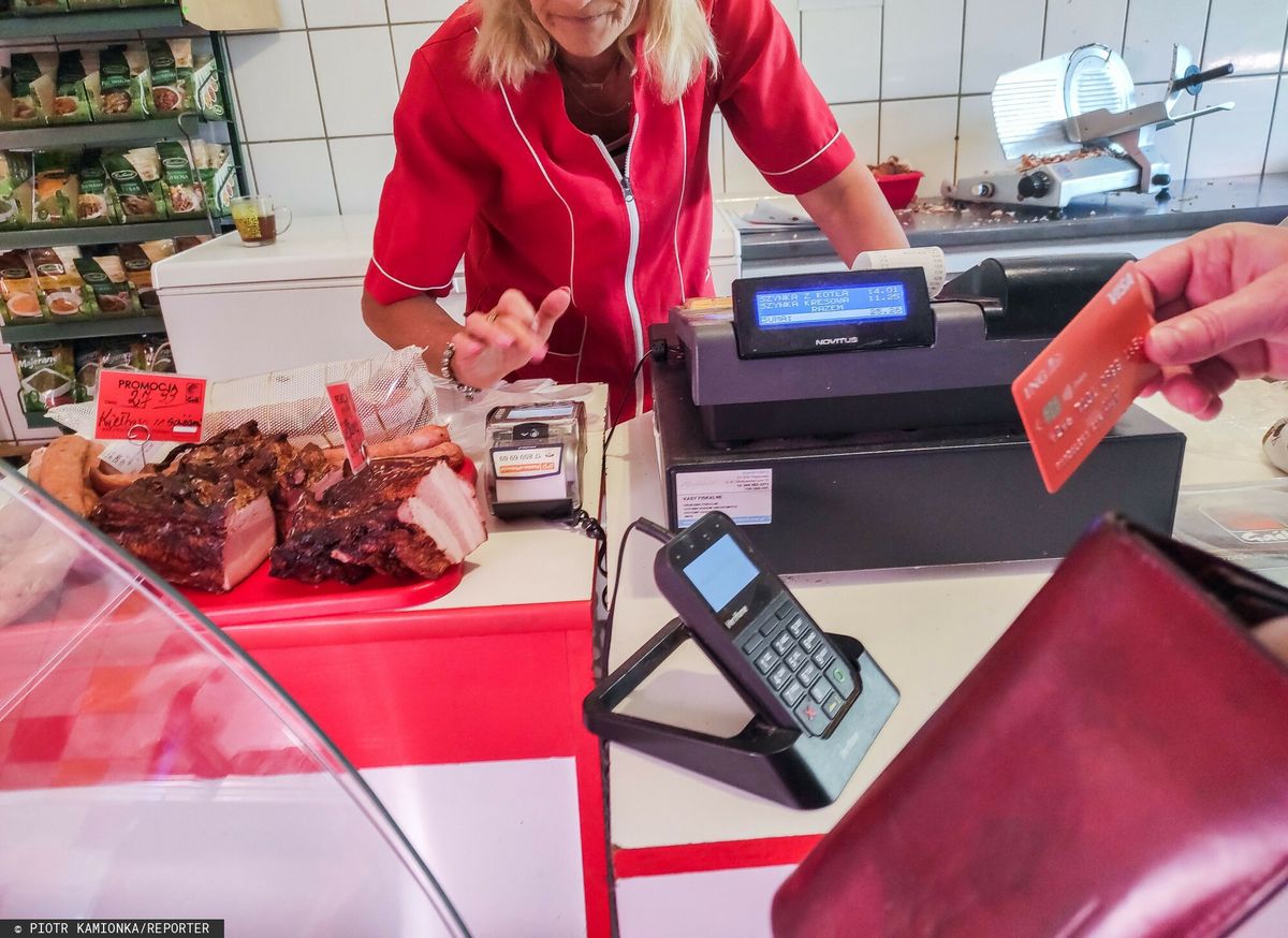 VAT wrócił do polskich sklepów spożywczych 