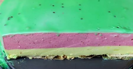 Przepis na ciasto kaktus. Orzeźwiający deser bez pieczenia