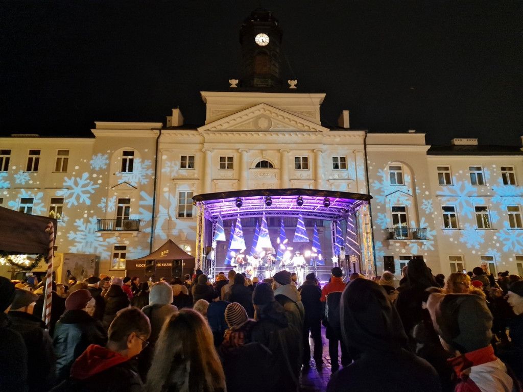 Wigilia przed płockim ratuszem