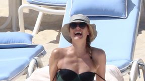 Maria Szarapowa świetnie się bawi. Zobacz ją w bikini na meksykańskiej plaży