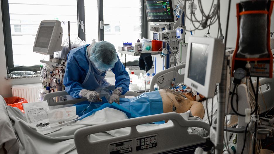 Koronawirus w Polsce. Warszawa. 160 osób z ośrodka dla bezdomnych w kwarantannie