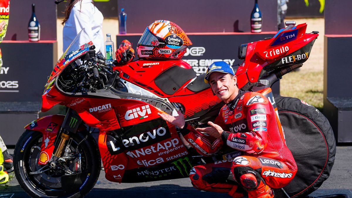 PAP/EPA / Enric Fontcuberta / Na zdjęciu: Marc Marquez