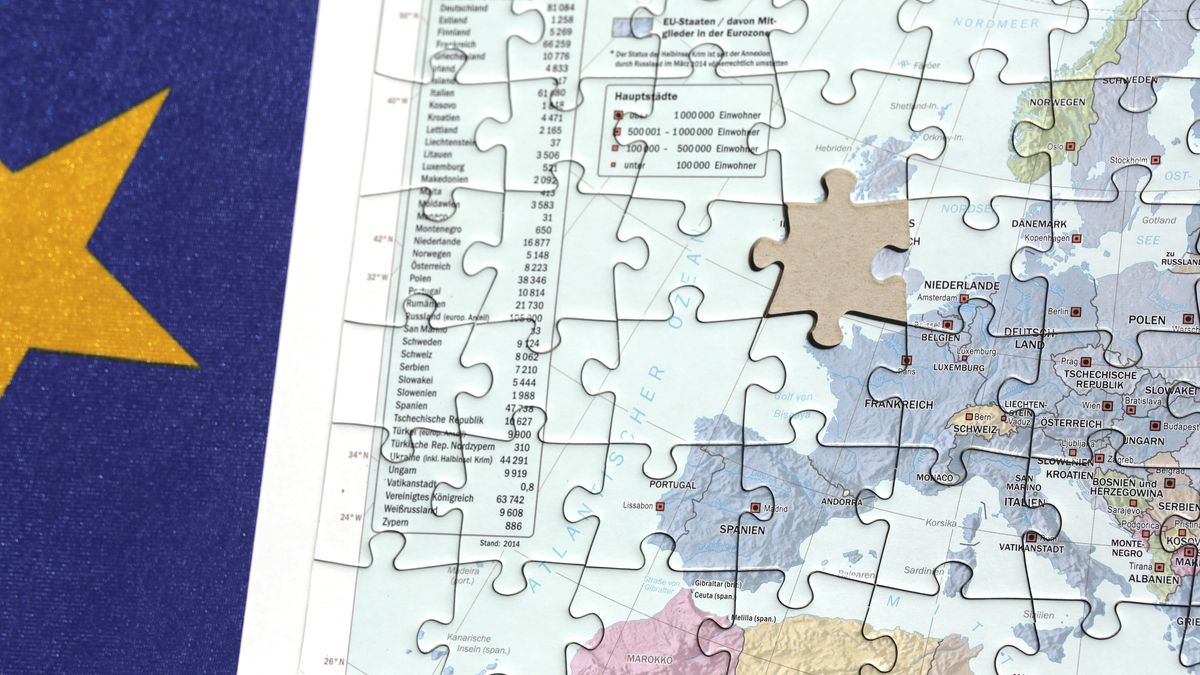 European Parliament Election Campaign Bus Tours Bavaria
A European map jigsaw with a missing puzzle piece of the U.K. and Ireland sits on a table of promotional material as a European Parliament election campaign bus visits the Bavarian city of Aschaffenburg, Germany, on Monday, May 13, 2019.  The stakes are high for this year's elections to the European Parliament, with widespread predictions that a growing chorus of populists will see historic gains at the expense of establishment parties. Photographer: Alex Kraus/Bloomberg via Getty Images
Bloomberg
EU, europa bus, Elections2019, E.U., Europe, EMEA, Campaigns, europabus, Elections, campaigning, Politics