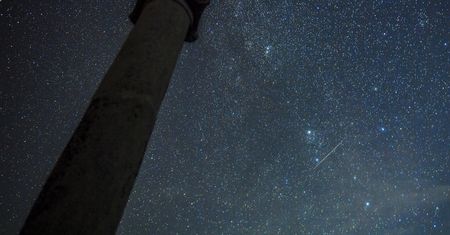 Noc perseidów we Wrocławiu. Gdzie oglądać spadające gwiazdy?