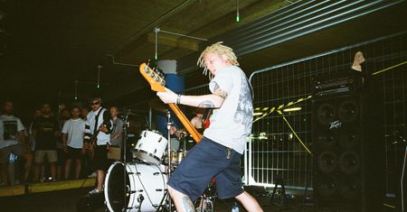 Rozwój muzyki indie: od niszowych zespołów do globalnych gwiazd