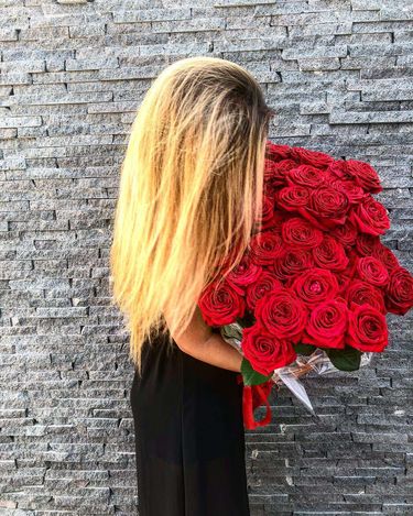 Jessicka Ziółek dostała bukiet róż na urodziny od Arka Milika