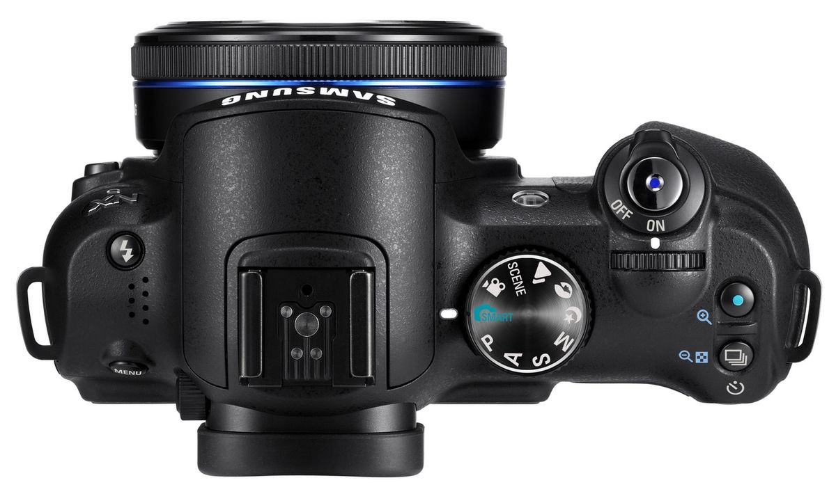 Samsung NX5, młodszy brat NX10 3