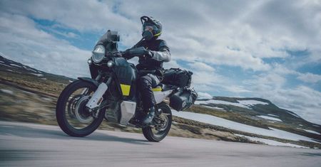 Husqvarna Norden 901 debiutuje jako wszechstronny turystyk