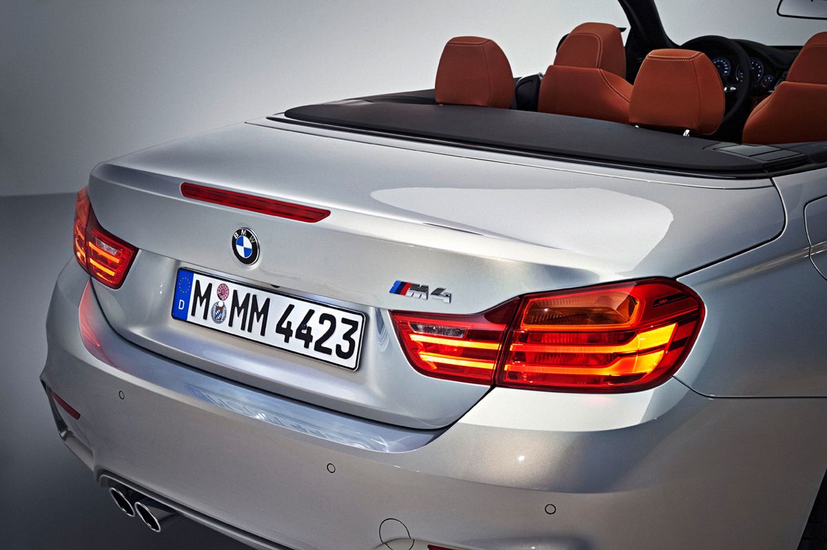 Ogromna galeria zdjęć z kabrioletem BMW M4 230