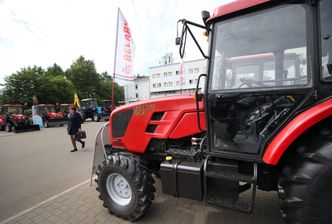 Rolnicy mają problem. Ciągniki trafią na złom? Są kolejne decyzje