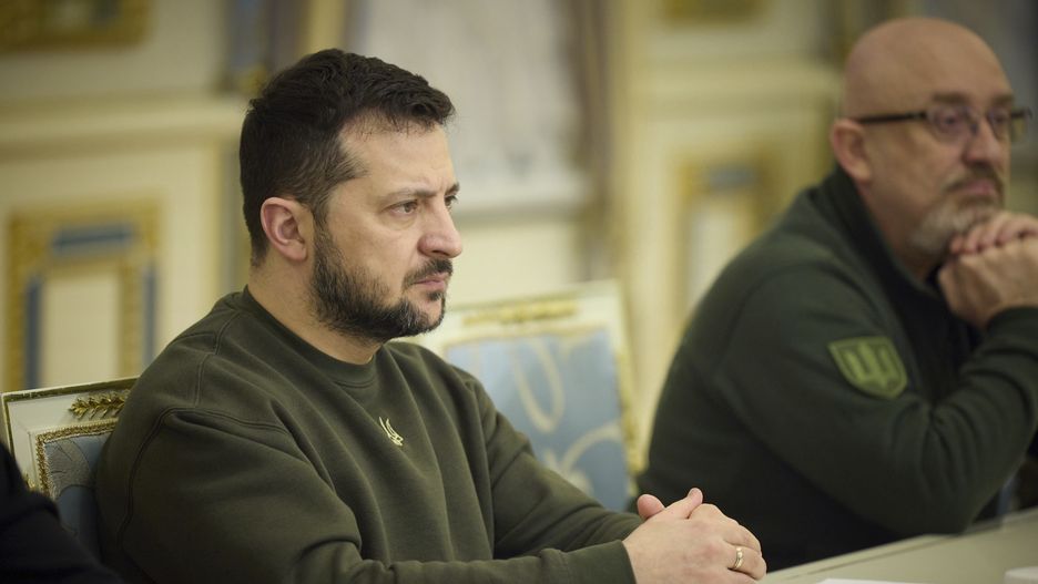 Prezydent Ukrainy Wołodymyr Zełenski i Reznikow