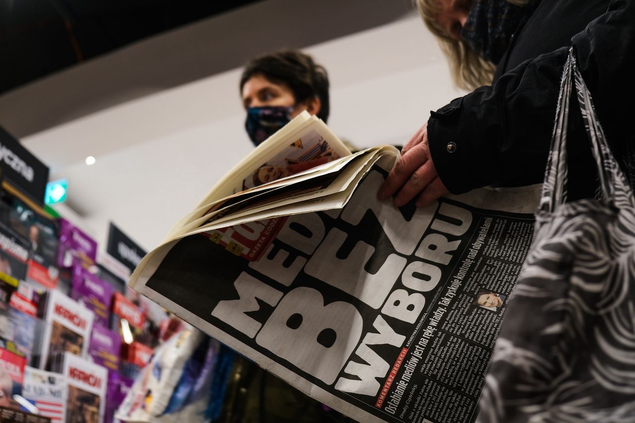 Rząd ugina się ws. podatku od reklam. Rozważa zmianę stawek