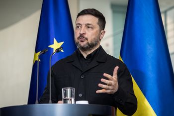 Analityk tłumaczy decyzję Kijowa. "To nie zwrot w stronę nacjonalizmu"