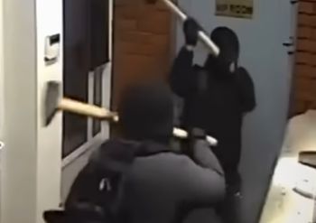 Napadli na kantor z młotami. Zapadł prawomocny wyrok