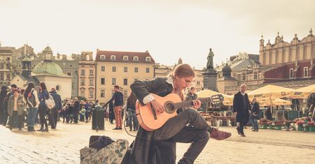 GUS: taki był wzrost PKB, tyle zarabialiśmy, a tyle było rodzin