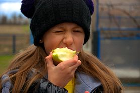Pomaga schudnąć i obniża cholesterol. Wystarczy 25 gramów dziennie