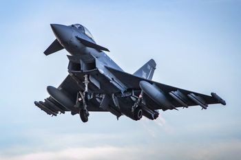 Rumunia podrywa myśliwce. "Radary wykryły cel"