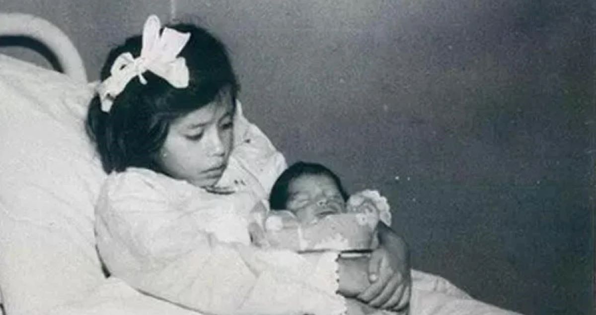 Lina Medina z dzieckiem