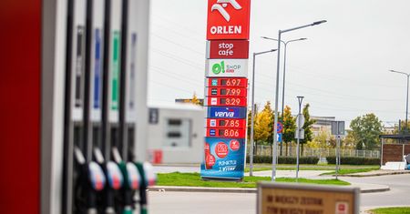Ceny paliw w Polsce spadną w piątek. Tyle zapłacimy za litr benzyny i diesla