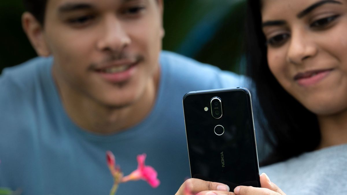 Podwójna wpadka Nokii. Odkryła automatyczną jasność ekranu, ale jeszcze nie wie, jak powinna działać 1