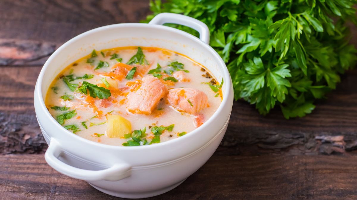 Chowder z łososiem