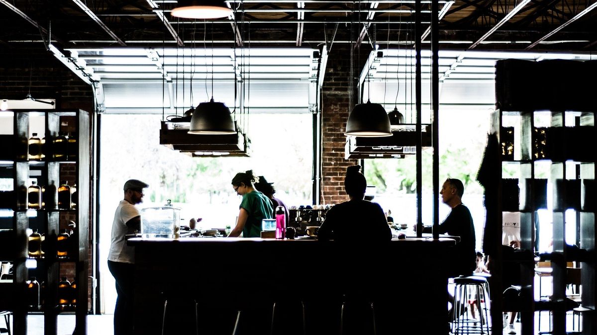 Koronawirus w Polsce. Rząd na razie nie wprowadzi III etapu odmrażania gospodarki