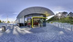 Biedronka otworzyła flagowy sklep w Gdyni