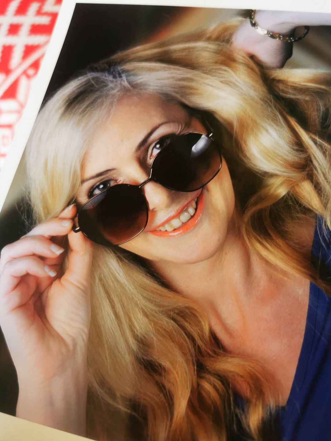 Margaret brała udział w sesjach zdjęciowych reklamujących okulary