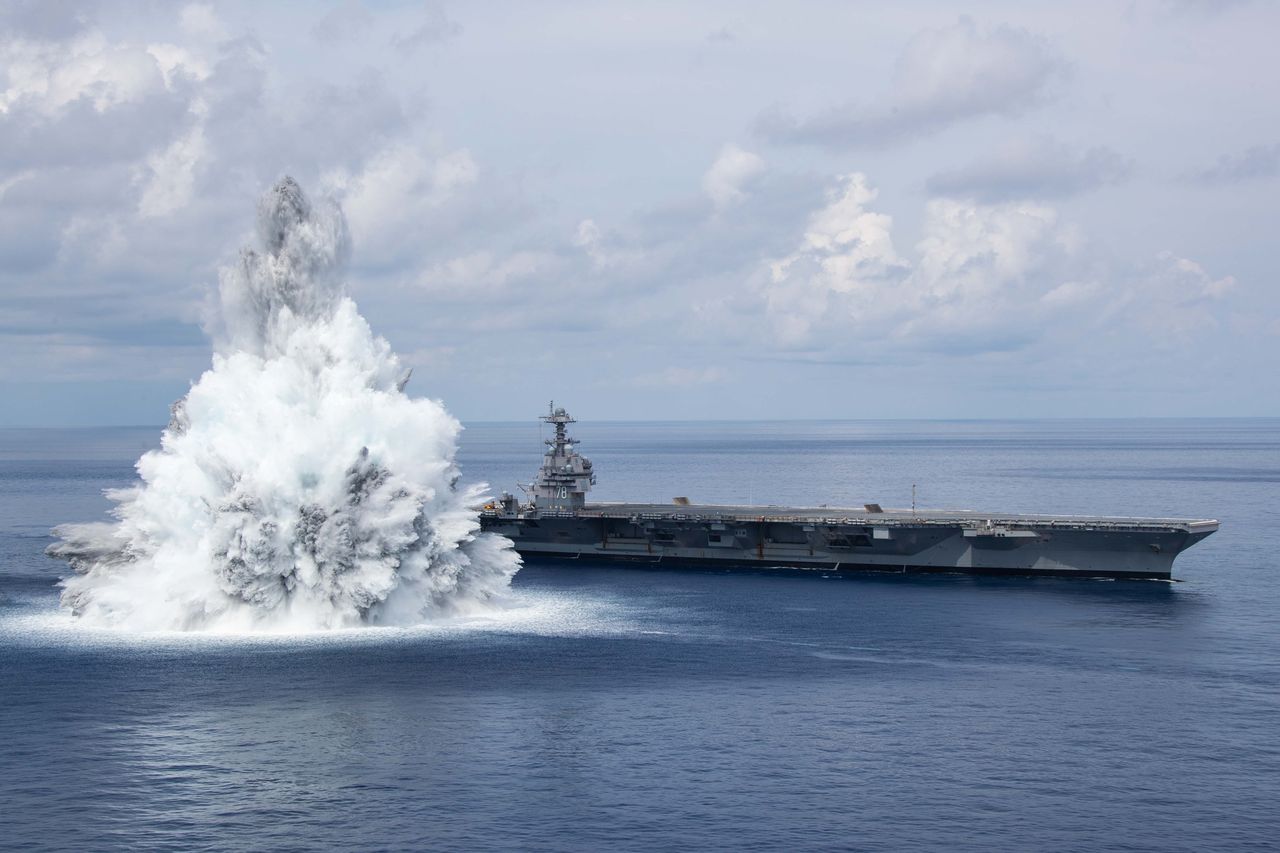 USS Gerald R. Ford podczas testów