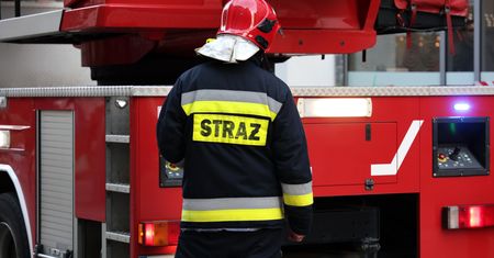 Pożar w polskiej fabryce broni. Strażacy gasili go przez sześć godzin