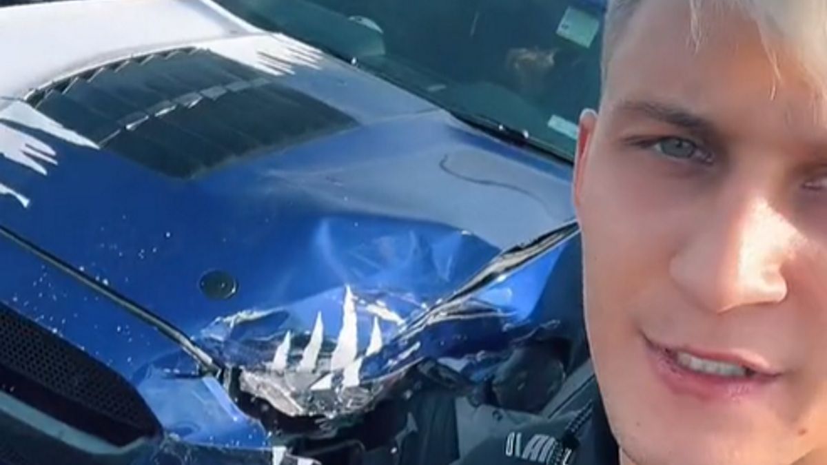 Jakub Guwer pokazał zniszczony samochód