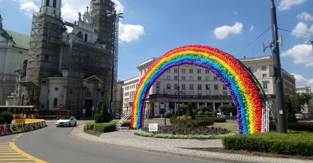 Tęcza wróciła na plac Zbawiciela. "Słyszymy same pozytywne komentarze"