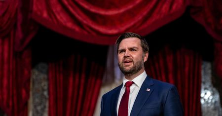 Zamieszanie z wizytą Vance'a w Polsce. Konsternacja wśród władz