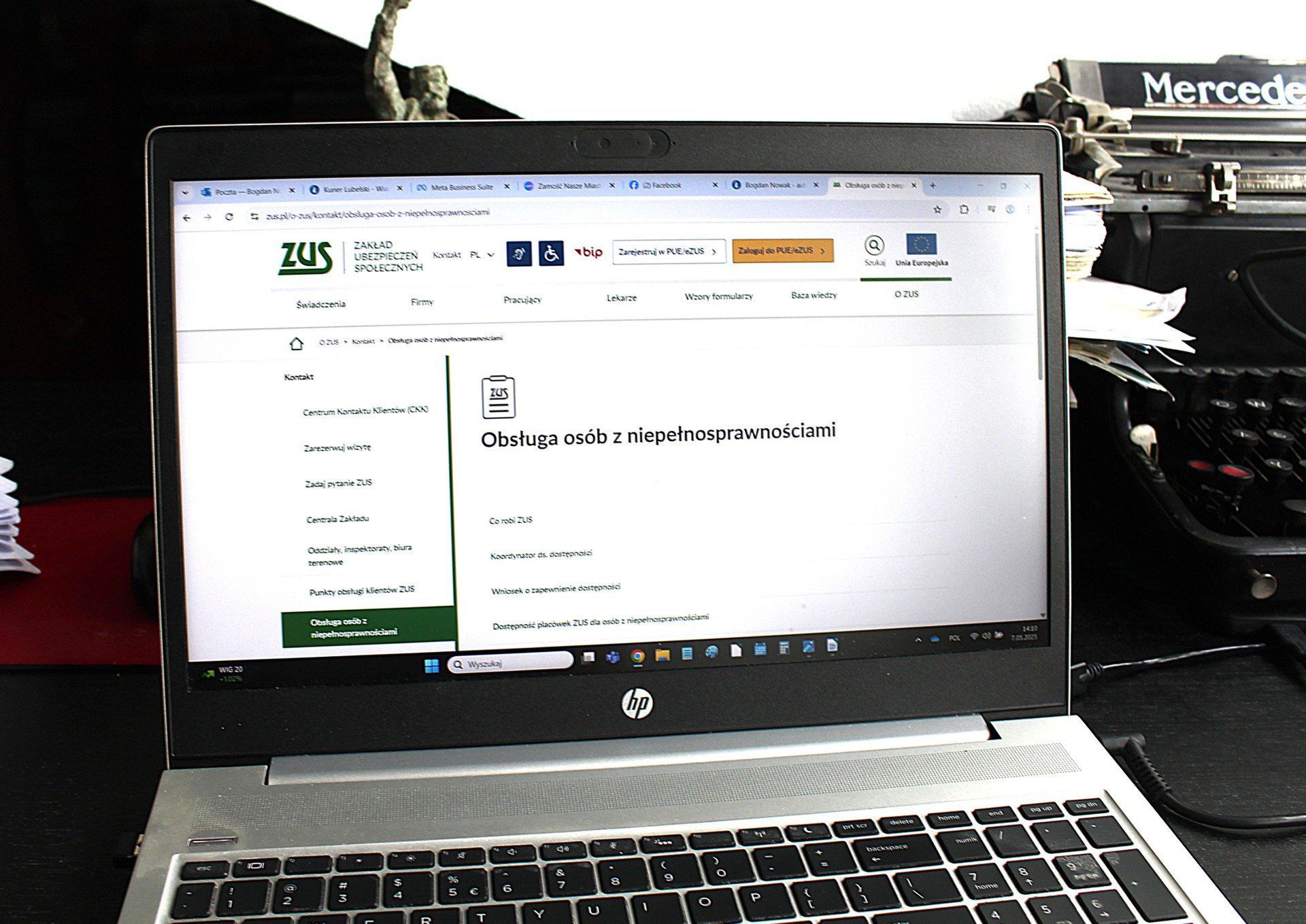 Na zdjęciu strona internetowa ZUS. Można tam znaleźć wiele informacji