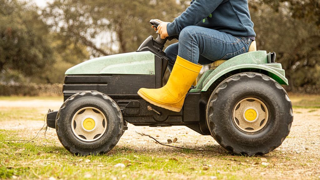 Traktory dla dzieci to świetny sposób na aktywne spędzenie czasu na świeżym powietrzu