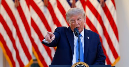 Trump żąda pieniędzy za pomoc Ukrainie. "Będziemy się domagać"