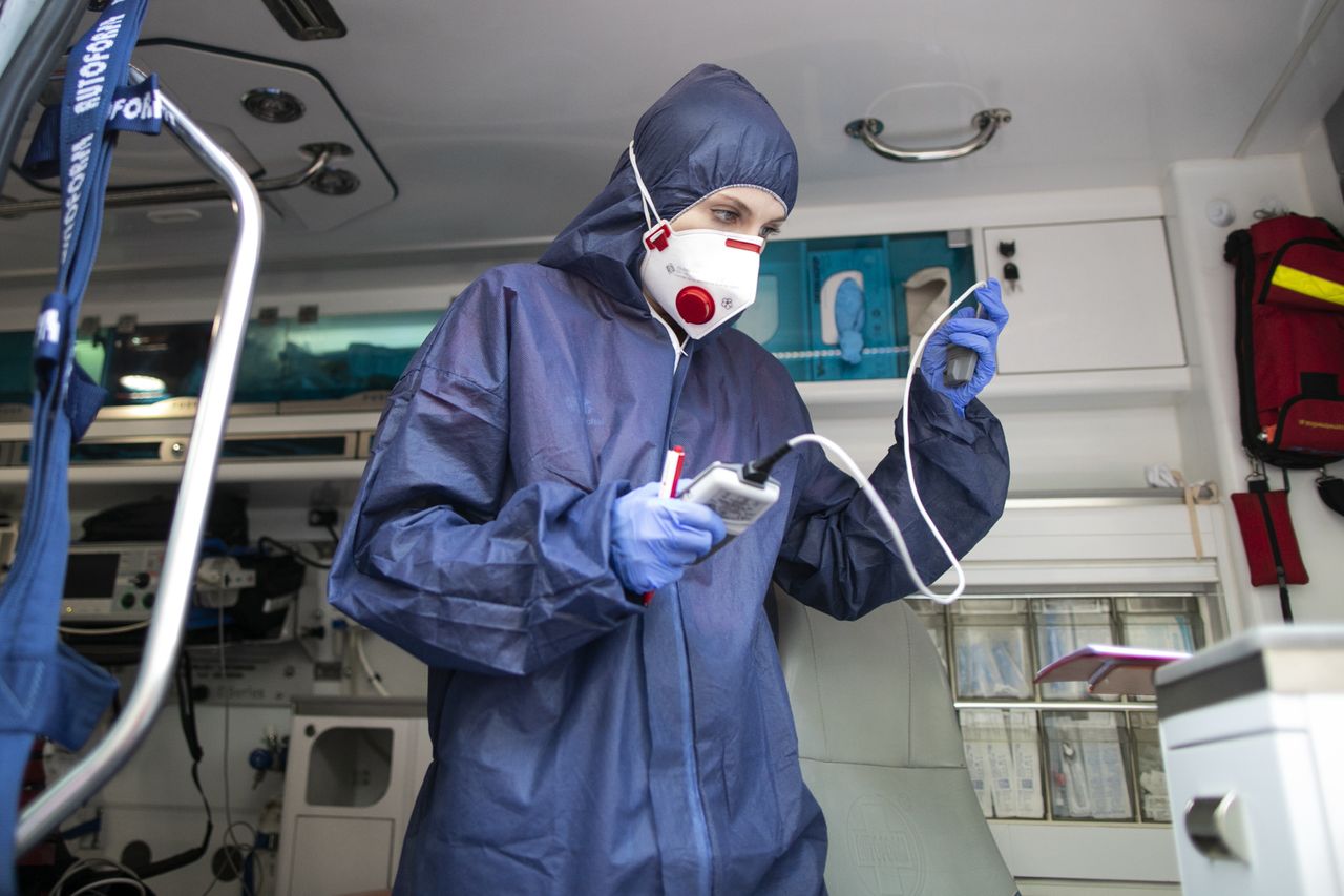 Koronawirus. Uważaj na telefon od sanepidu. Za gapiostwo zapłacisz nawet 30 tys. zł